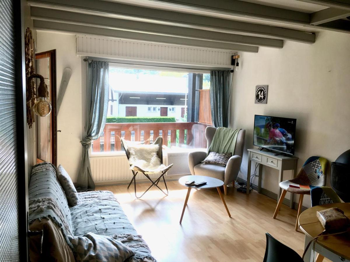 T2 Centre Village - Proximite Telecabine - Vue Montagne Plein Sud - Terrasse Couverte - Balcon - Chambre 1 Lit Double En 160 - Salon 1 Canape Convertible En 140 - Cuisine Separee 생라리술랑 외부 사진